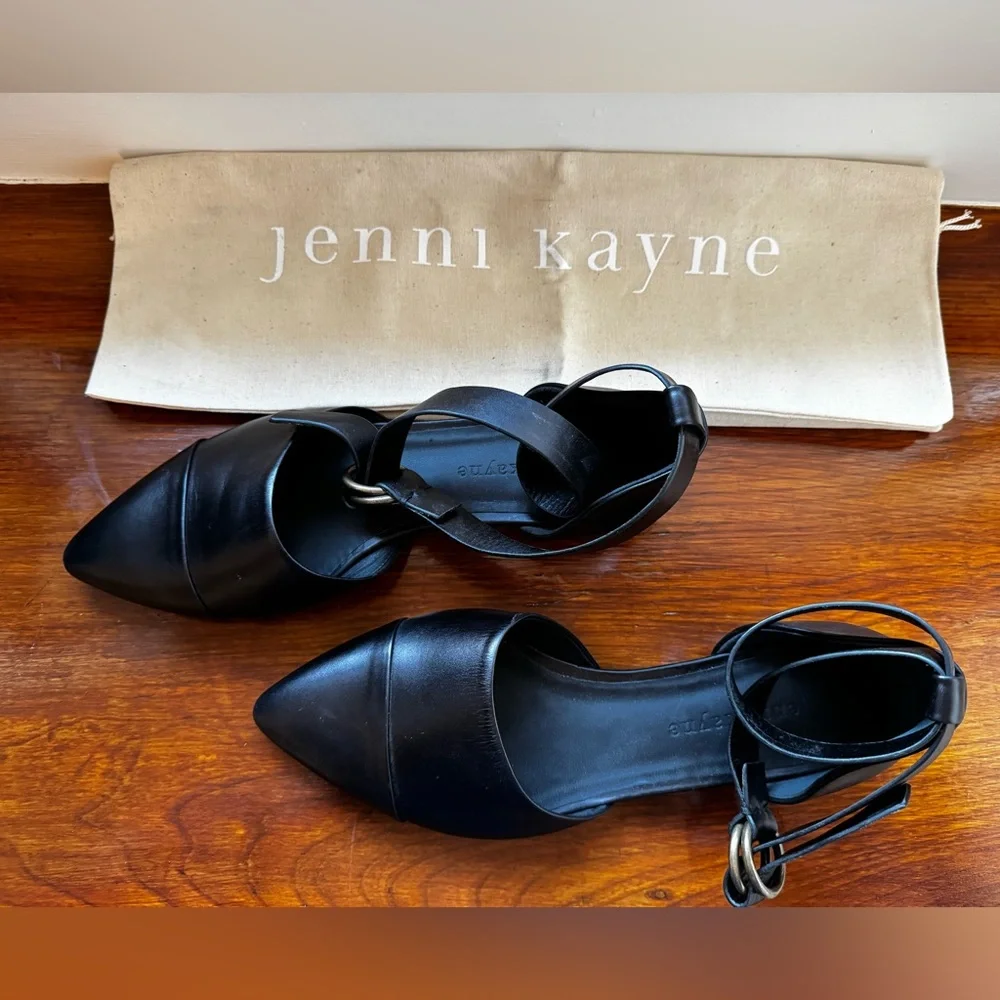 ❤️ NEW JENNI KAYNE BLACK POINTY TOE LEATHER FLATS ANKLE STRAP 7 ITALY - Picture 7 of 10